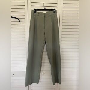Green Abercrombie Slacks (SHORT)